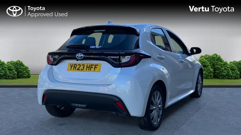 Toyota Yaris 1.5 Hybrid Icon 5dr CVT Hybrid Hatchback